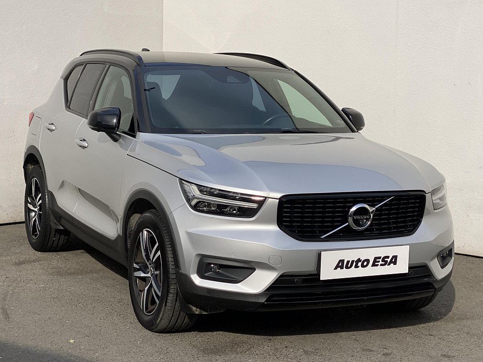 Volvo XC40 2.0 D3 R-design