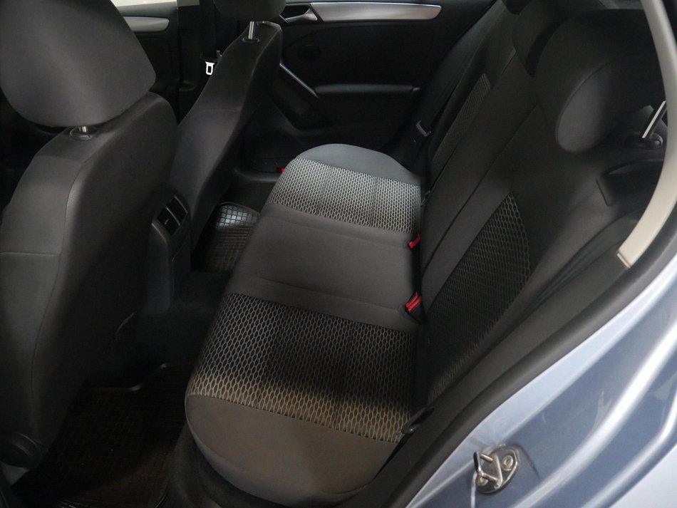 Volkswagen Golf 1.4i 