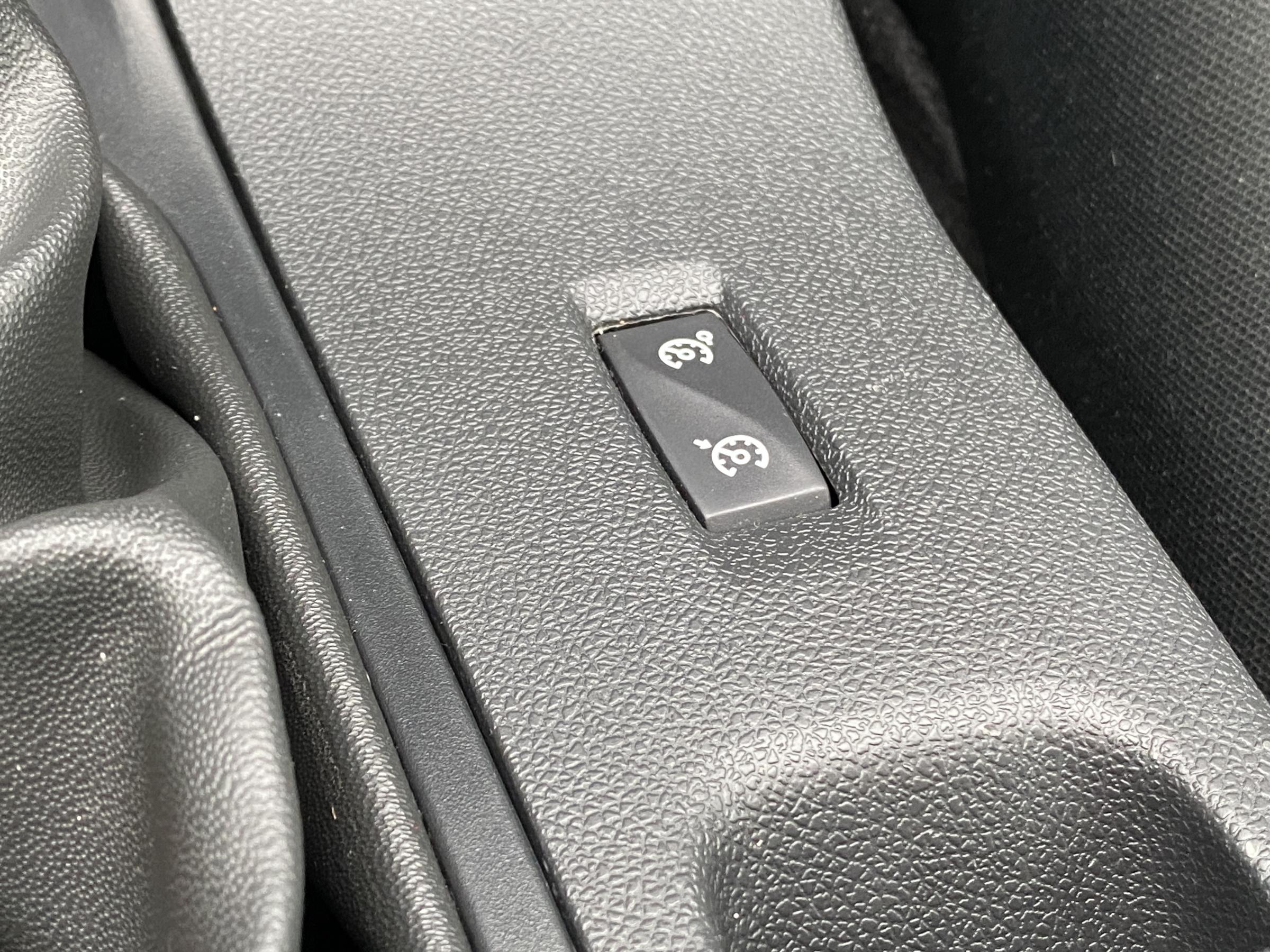 Renault Mégane, 2016 - pohled č. 12
