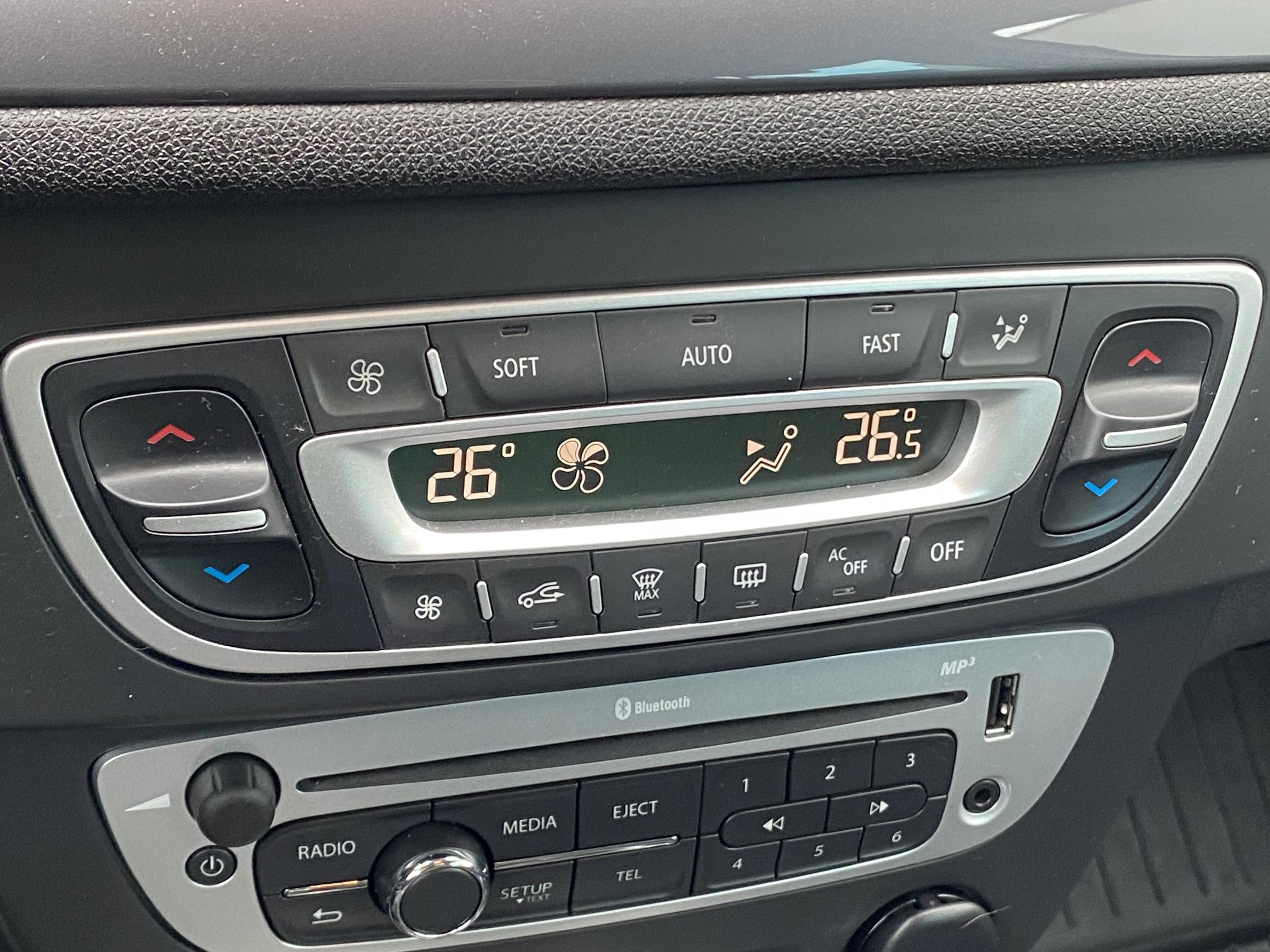 Renault Mégane, 2016 - pohled č. 13