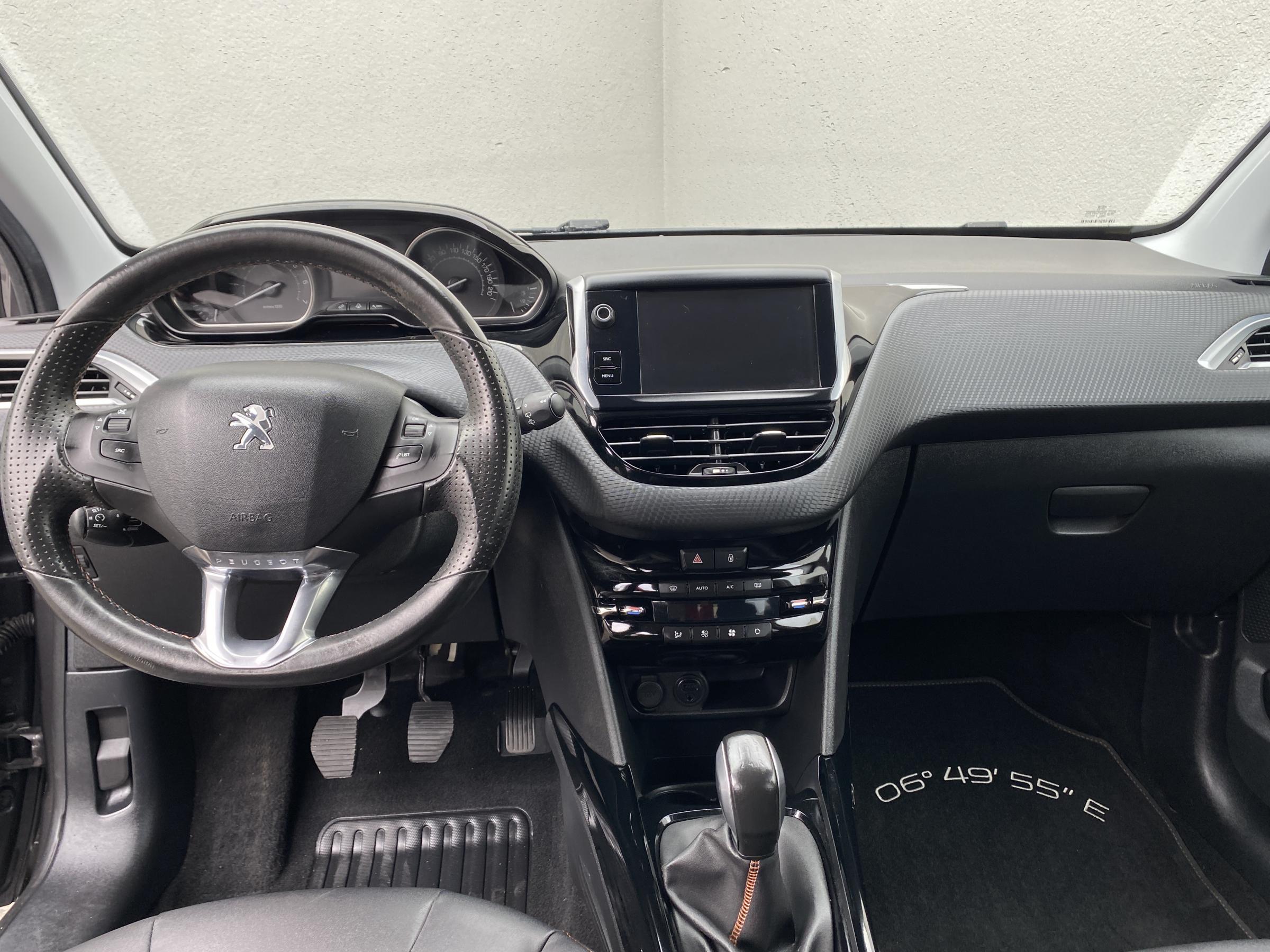Peugeot 2008, 2015 - pohled č. 9