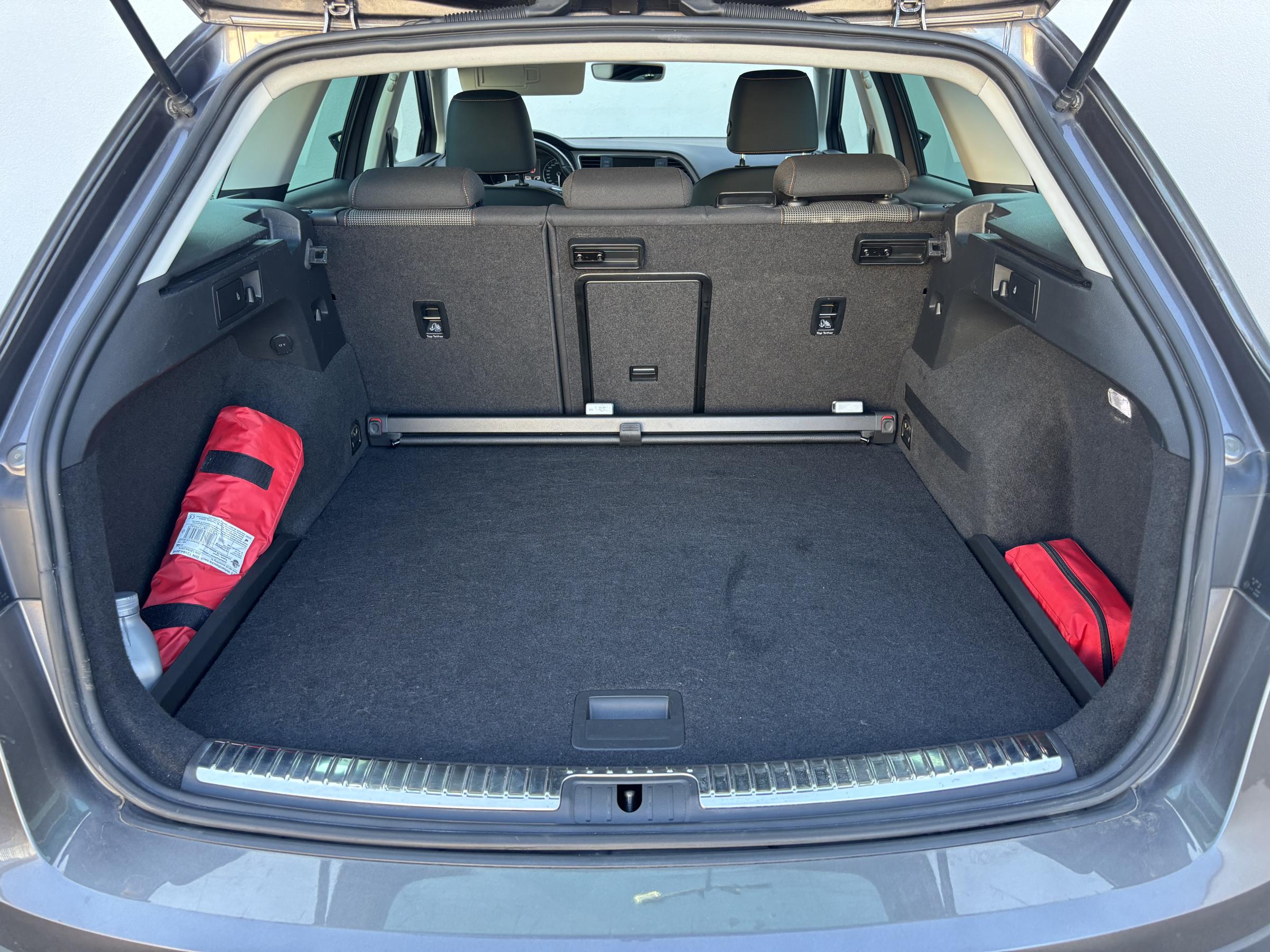 Seat Leon, 2016 - pohled č. 8