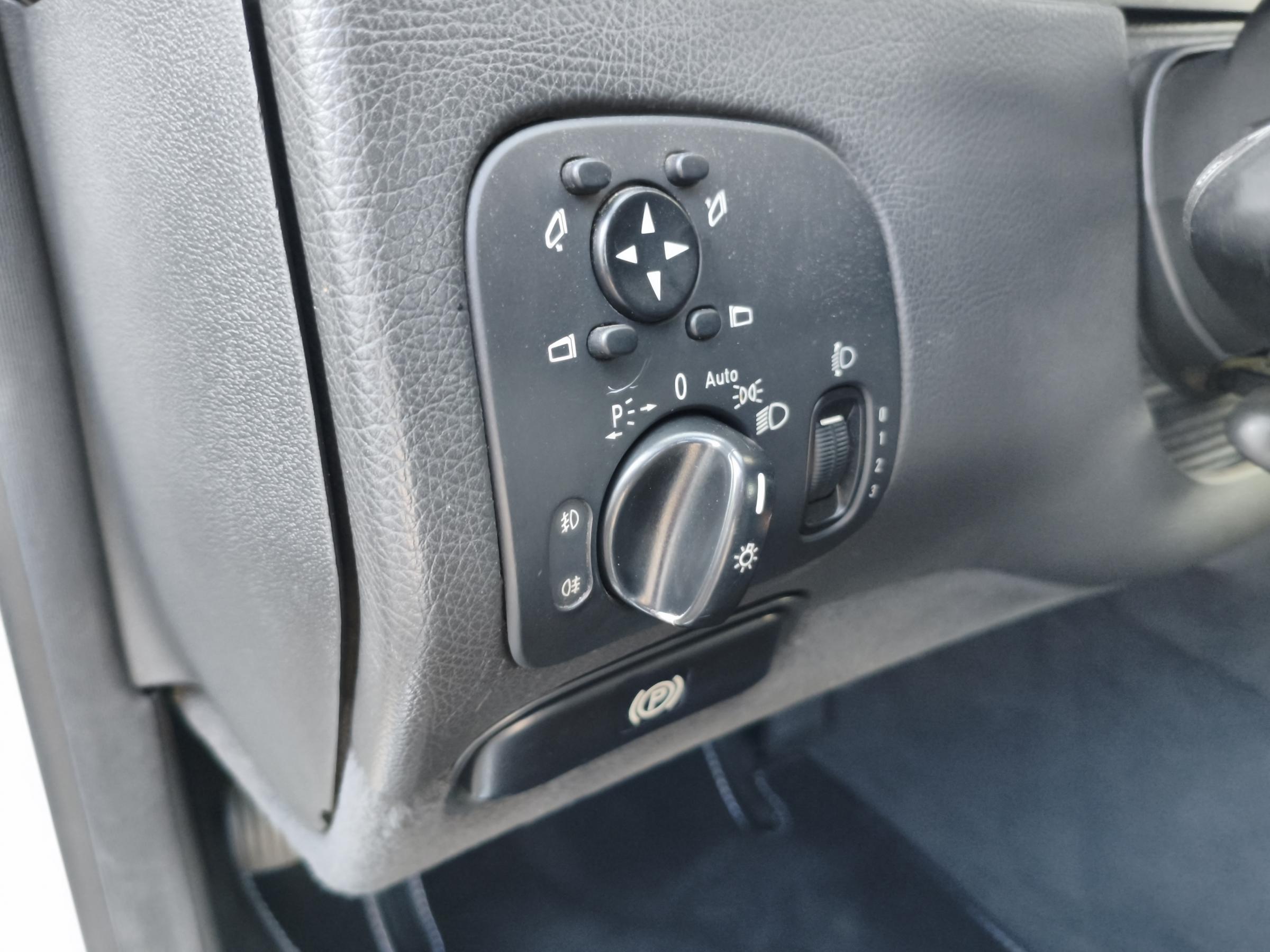 Mercedes-Benz CLK, 2003 - pohled č. 17