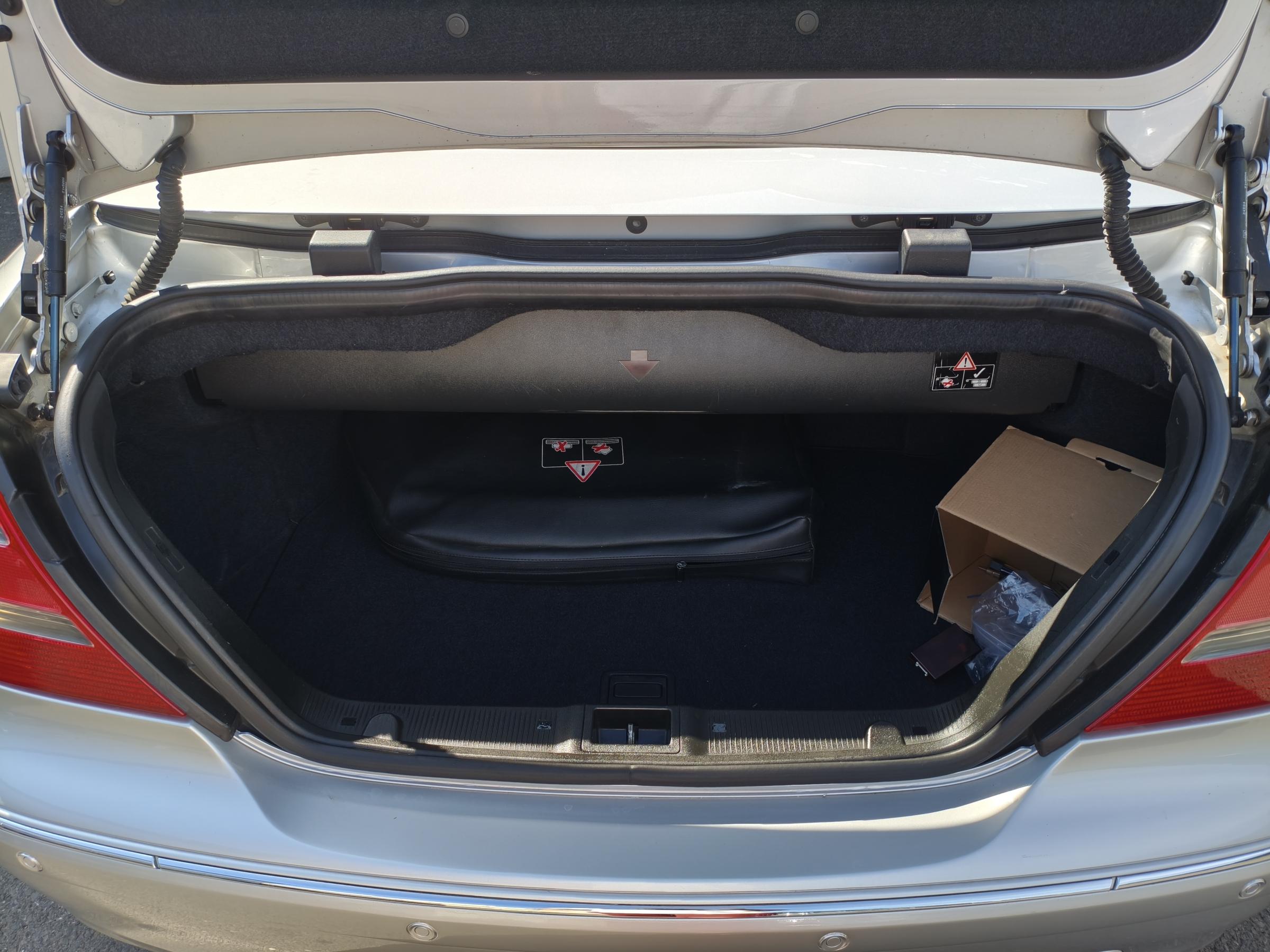 Mercedes-Benz CLK, 2003 - pohled č. 8