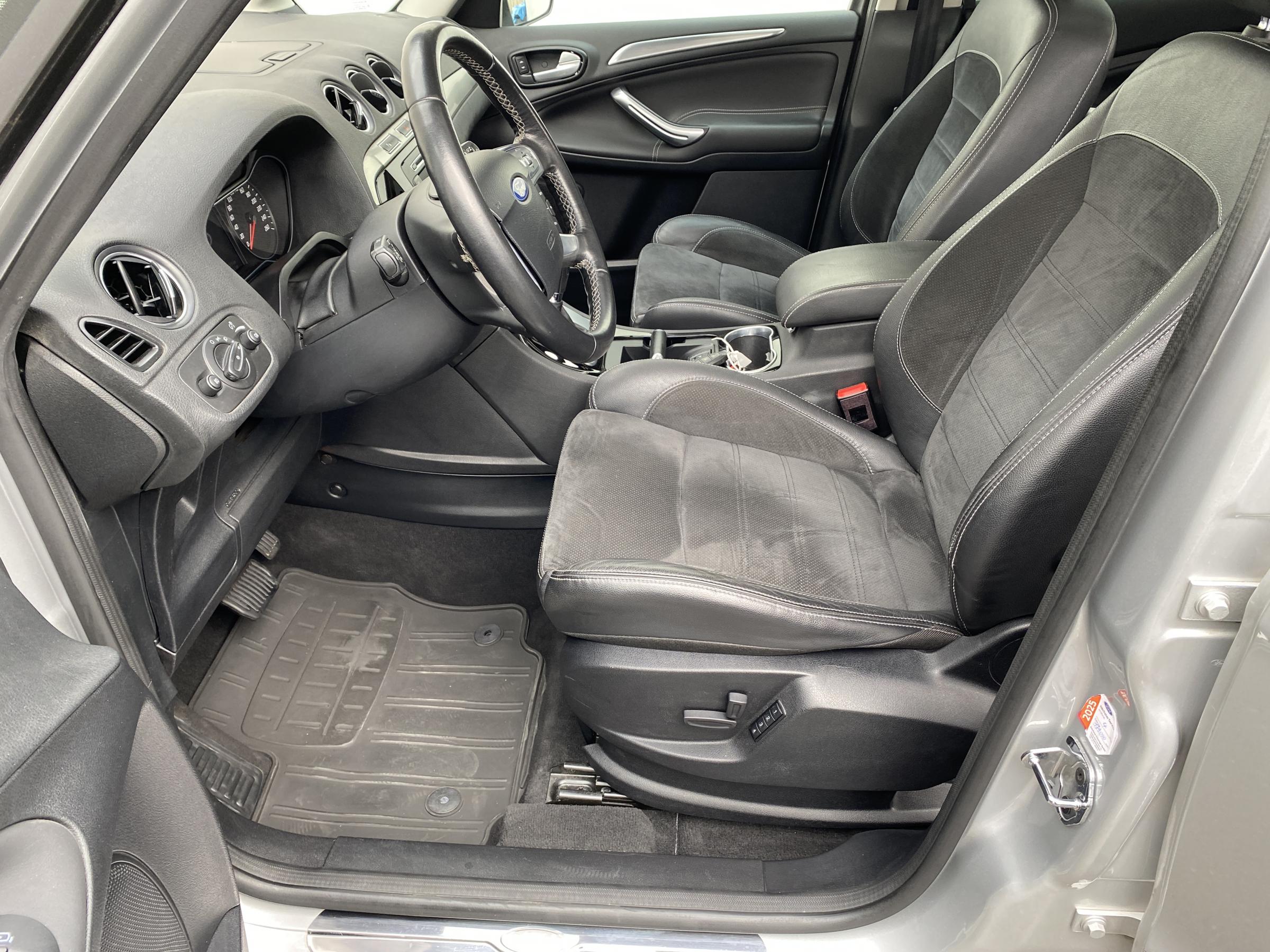 Ford Galaxy, 2014 - pohled č. 10