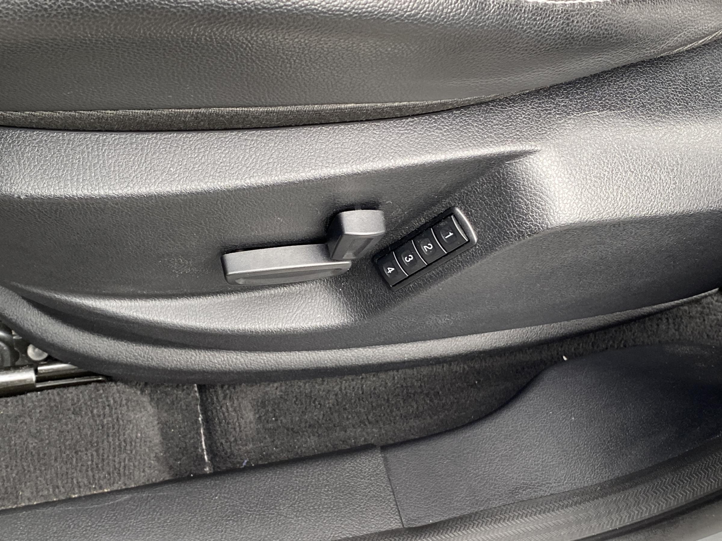 Ford Galaxy, 2014 - pohled č. 13