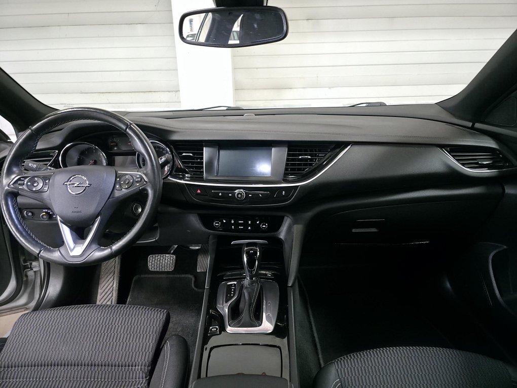 Opel Insignia 2.0 CDTi 