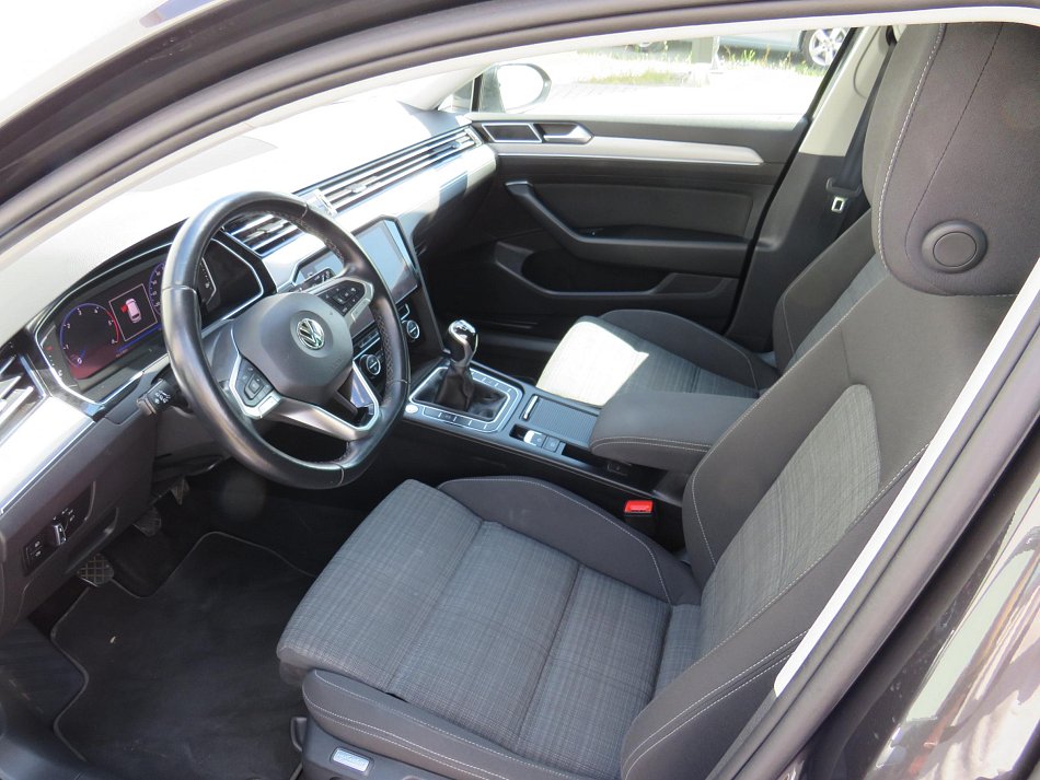 Volkswagen Passat 2.0 TDi Business