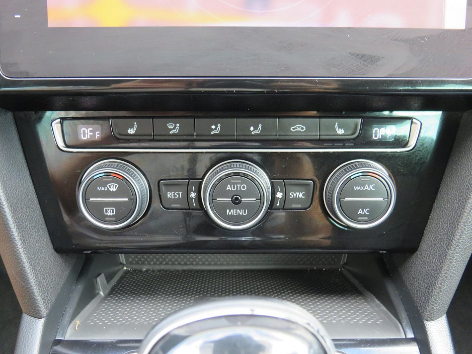 Volkswagen Passat 2.0 TDi Business