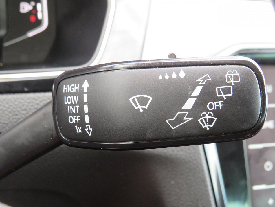 Volkswagen Passat 2.0 TDi Business