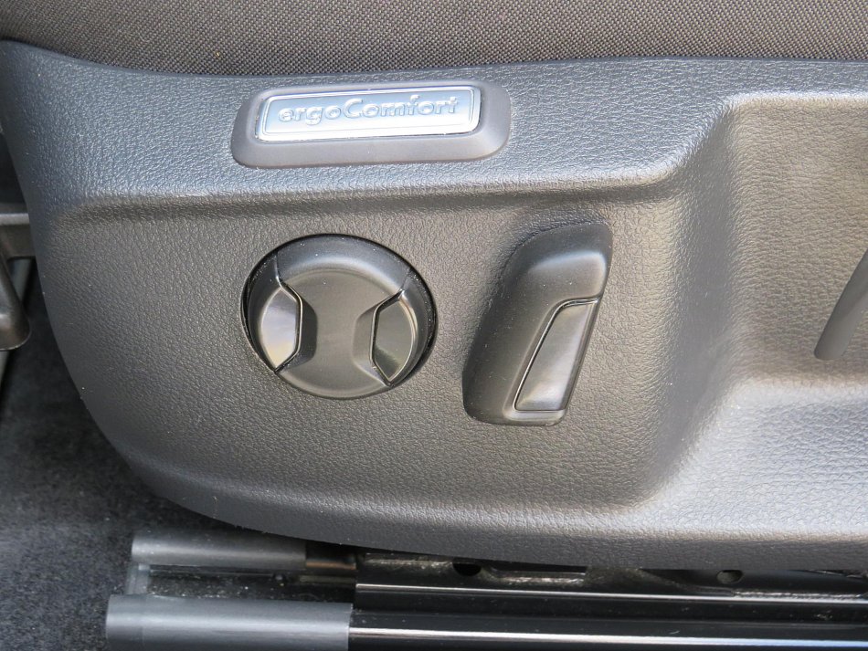 Volkswagen Passat 2.0 TDi Business