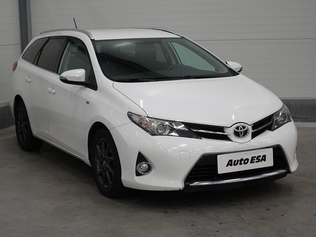 Toyota Auris 1.4D 