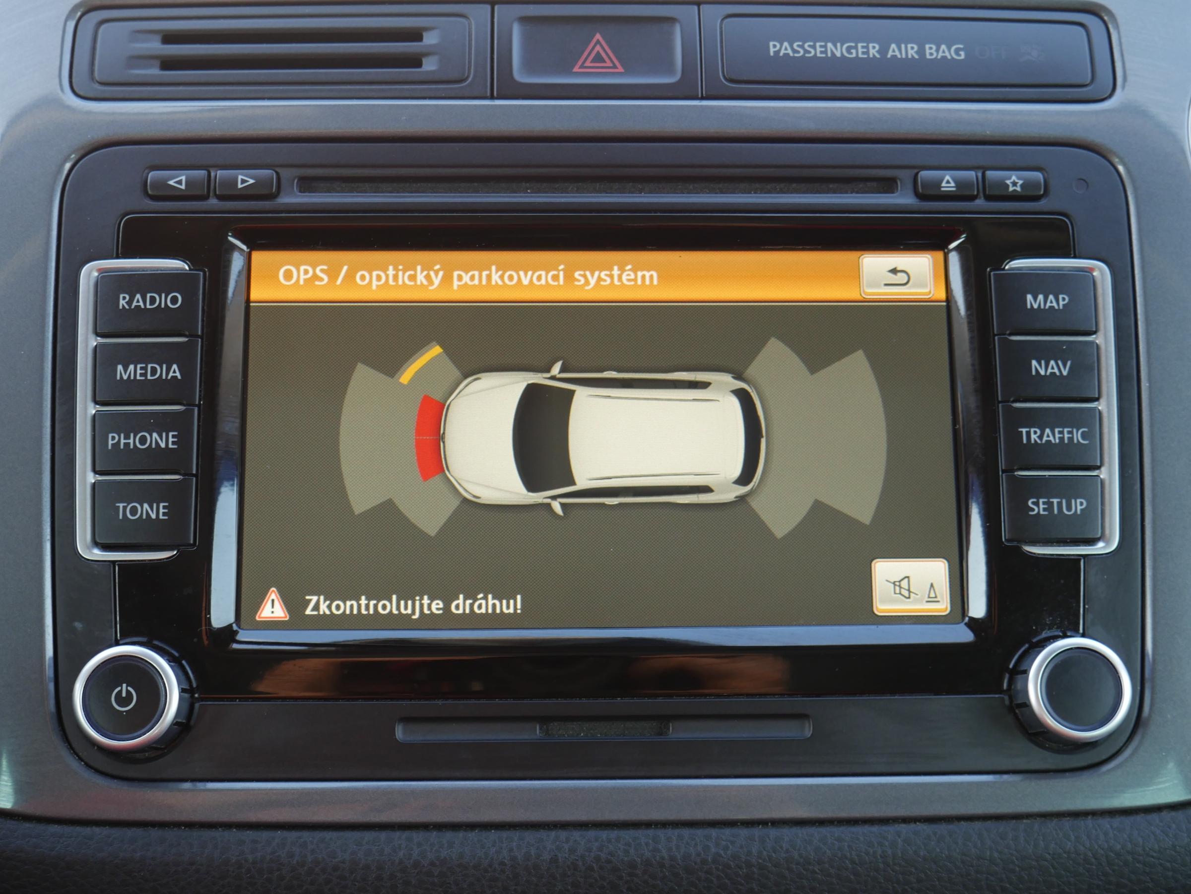 Volkswagen Tiguan, 2014 - pohled č. 15