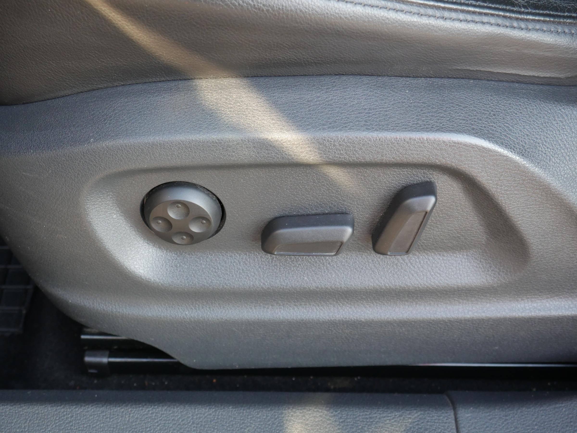 Volkswagen Tiguan, 2014 - pohled č. 19