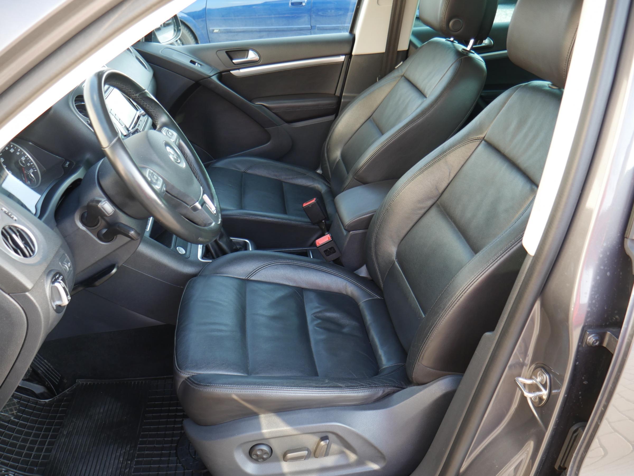 Volkswagen Tiguan, 2014 - pohled č. 9