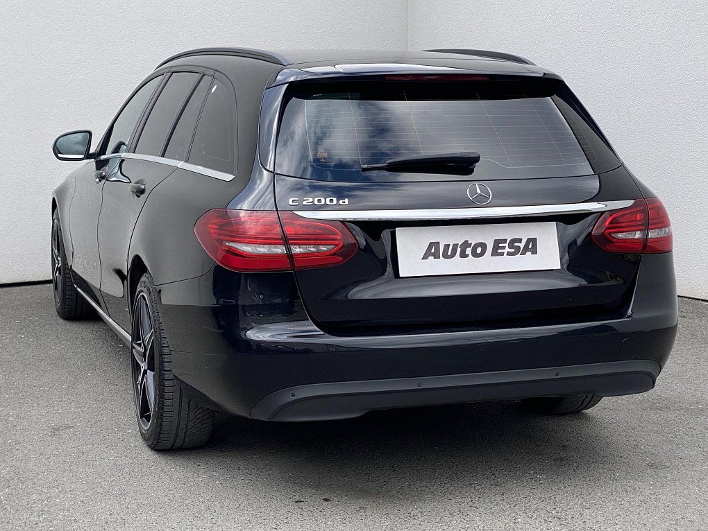 Mercedes-Benz Třída C 1.6 d Classic C 200 d