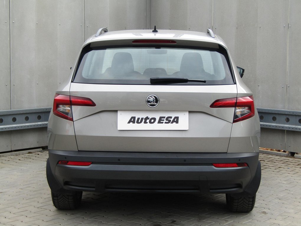 Škoda Karoq 1.0 TSi 