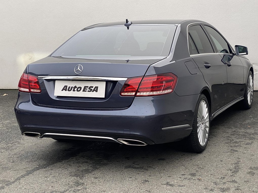 Mercedes-Benz Třída E 2.2CDi  4Mat