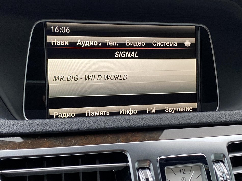 Mercedes-Benz Třída E 2.2CDi  4Mat