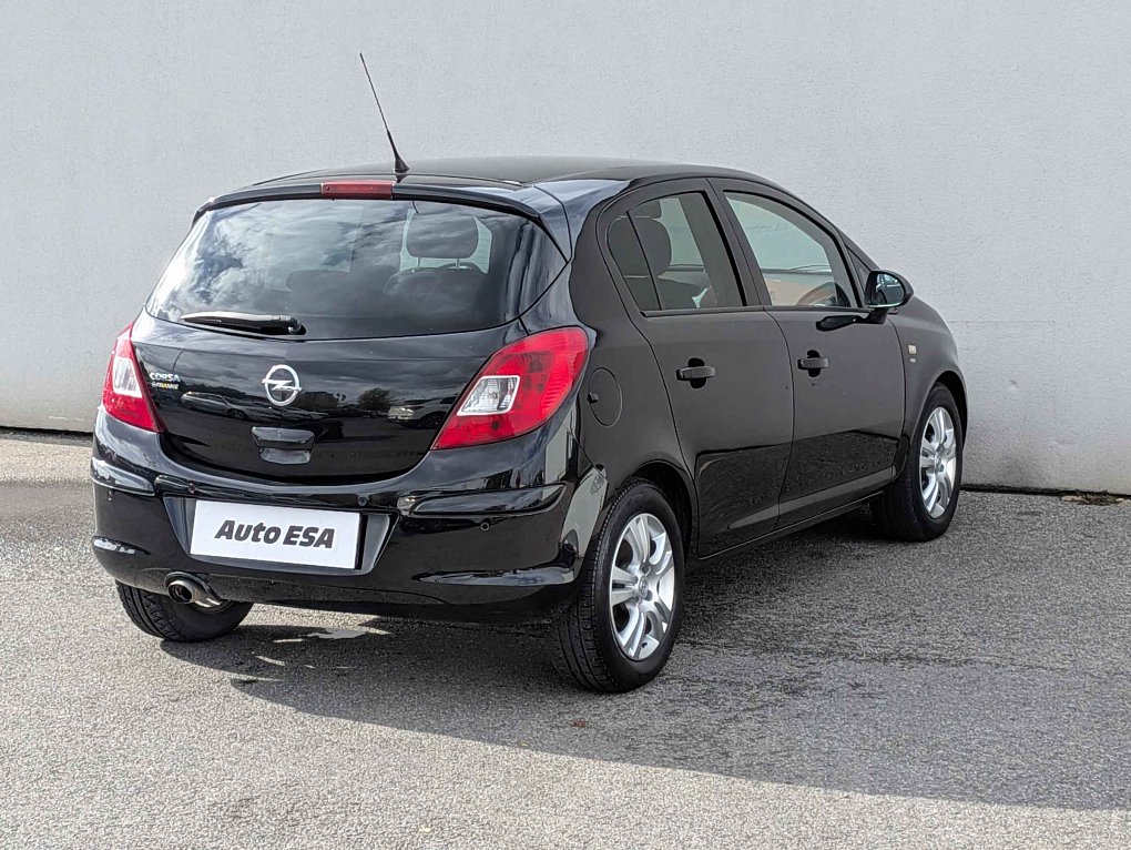 Opel Corsa 1.4i 