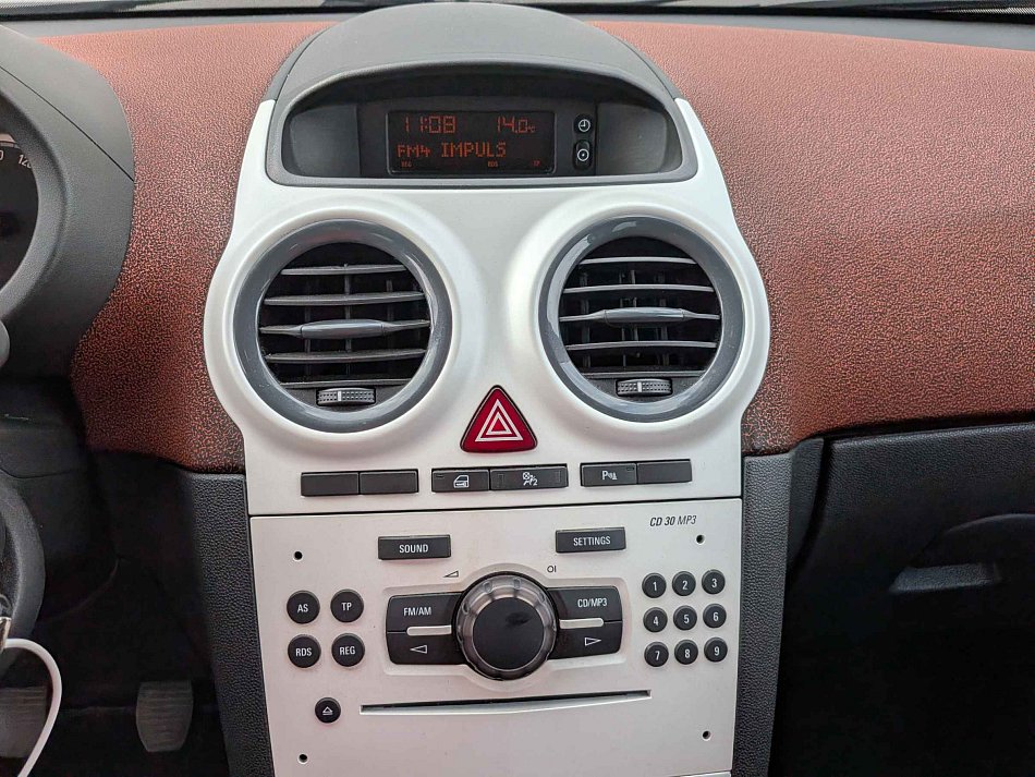 Opel Corsa 1.4i 