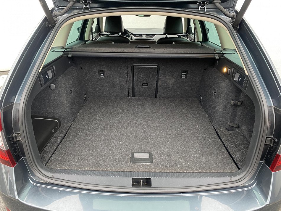 Škoda Octavia III 2.0 TDi L&K 4x4