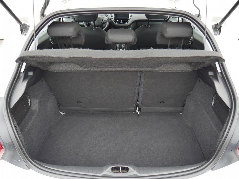 Peugeot 208 1.2 PT 