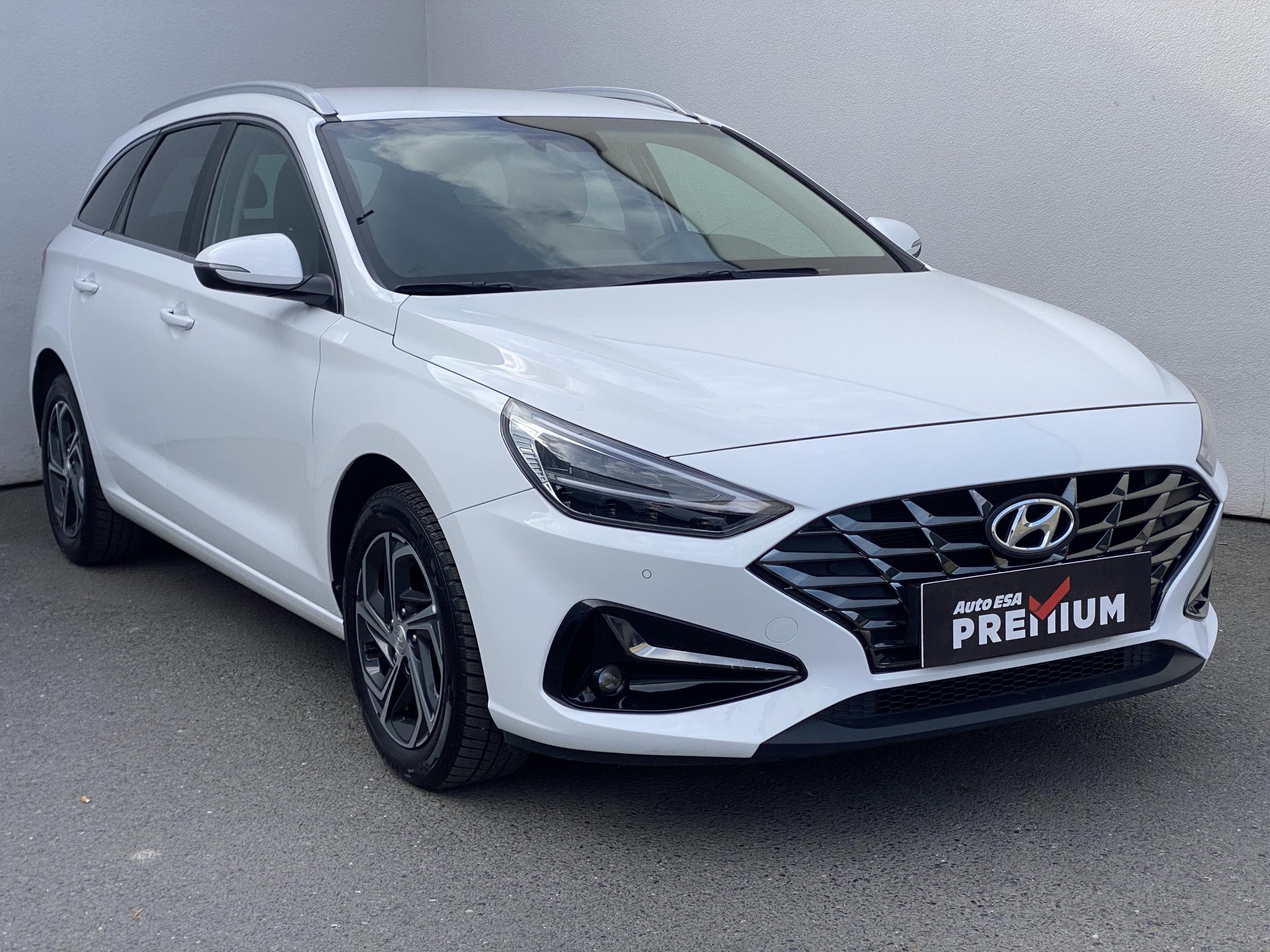 Hyundai i30, 2022 - pohled č. 1