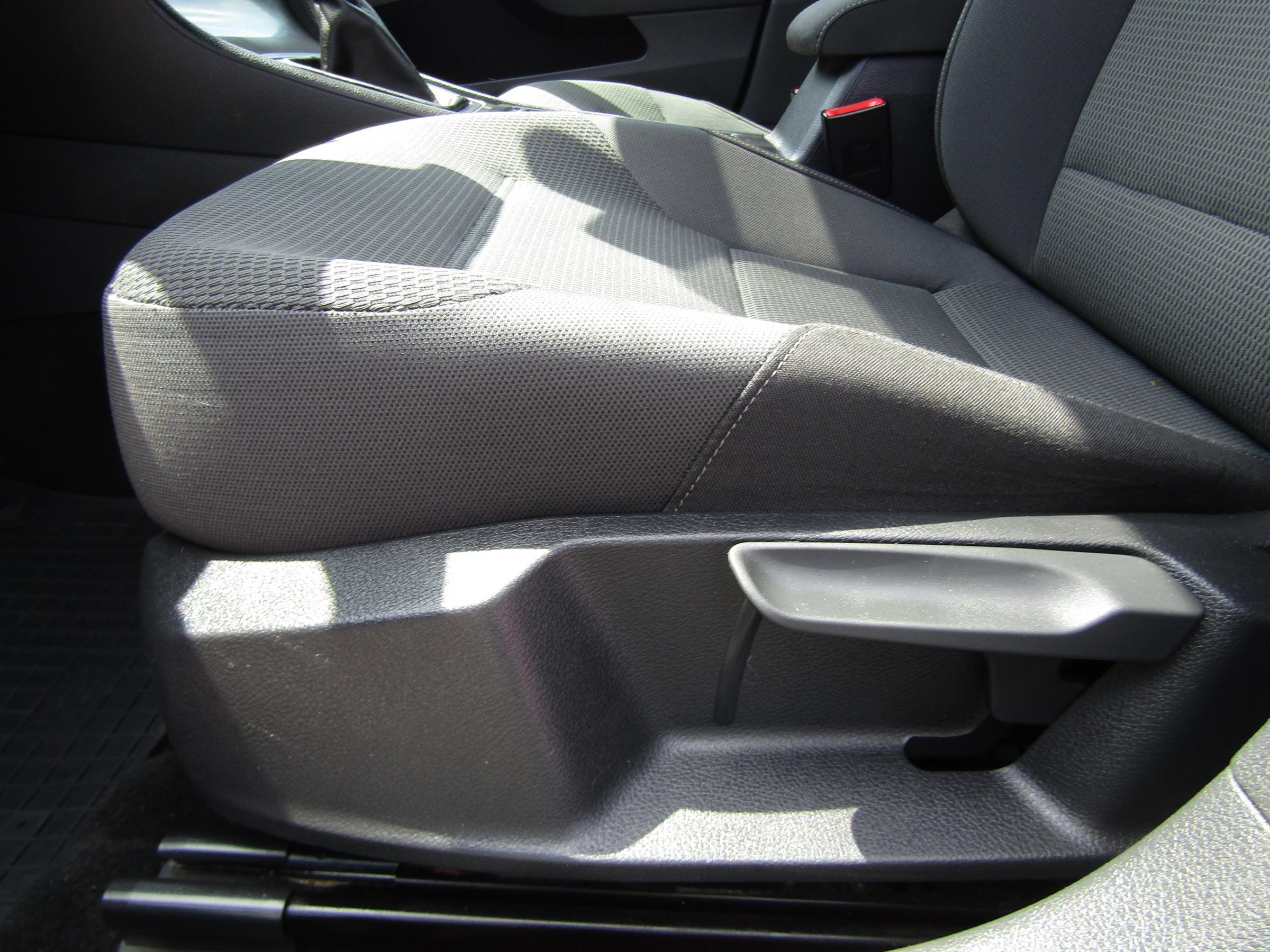 Volkswagen Golf, 2012 - pohled č. 18