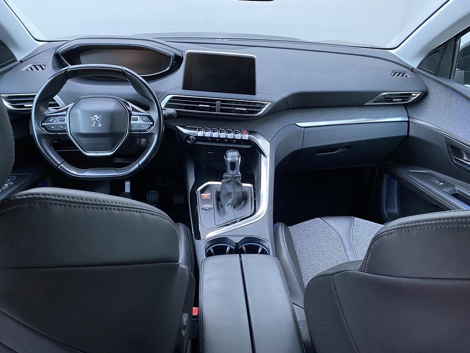 Peugeot 3008 1.2PT Allure