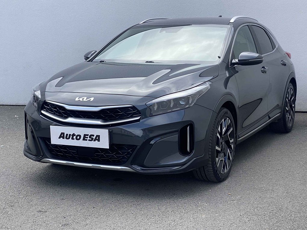 Kia XCeed 1.5 T-GDi TOP
