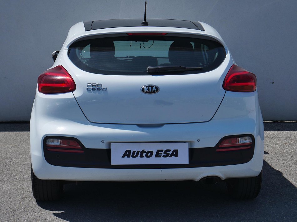 Kia Ceed 1.6 GDi 