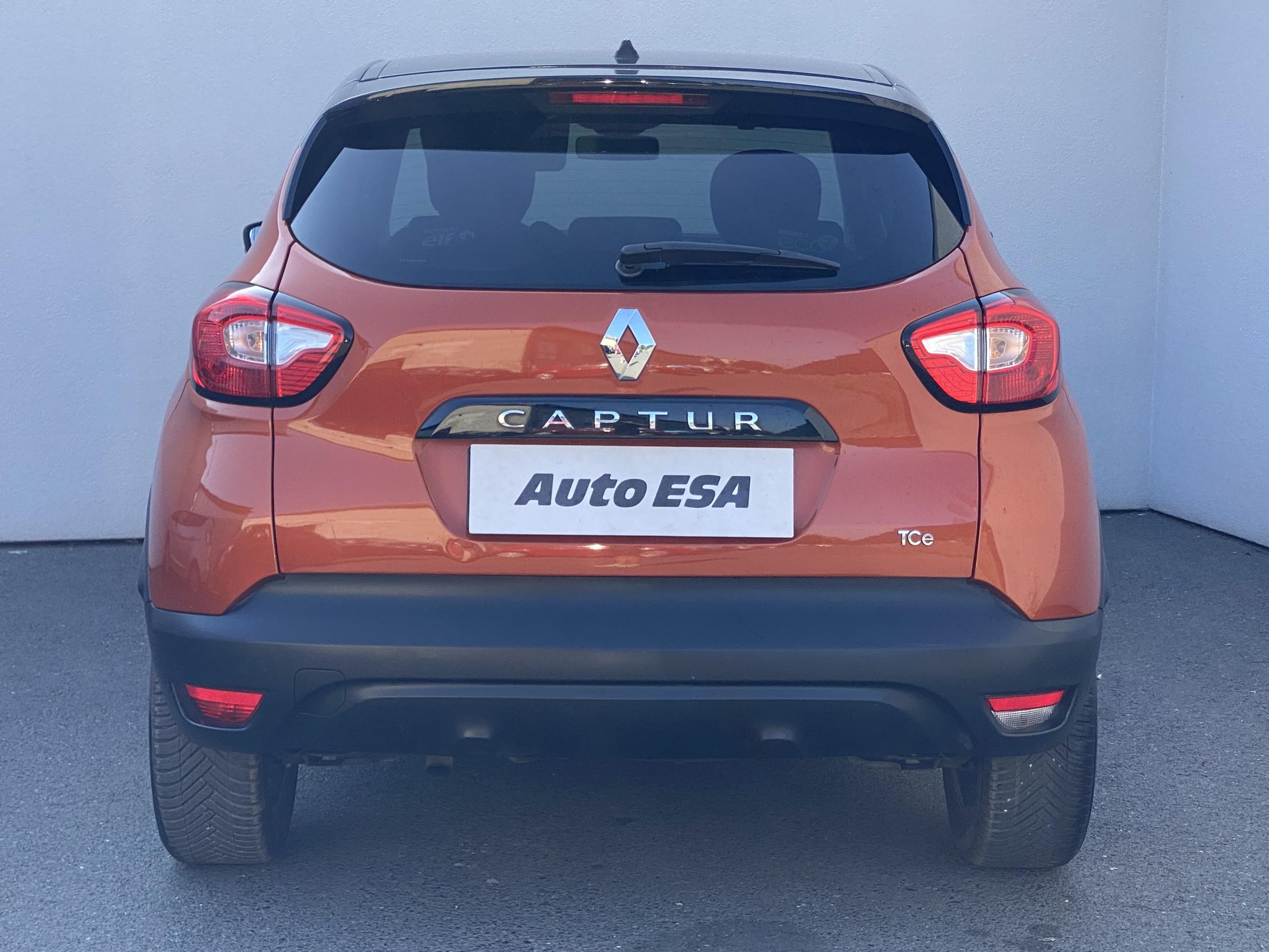 Renault Captur, 2015 - pohled č. 5