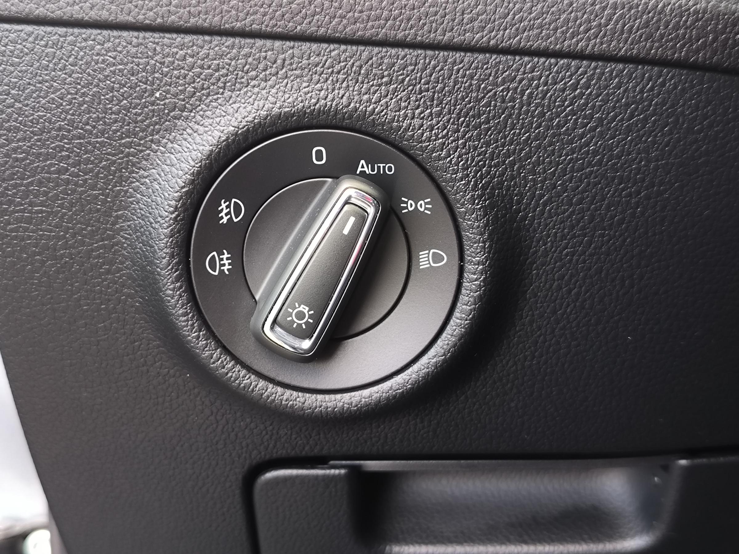 Škoda Superb III, 2021 - pohled č. 26