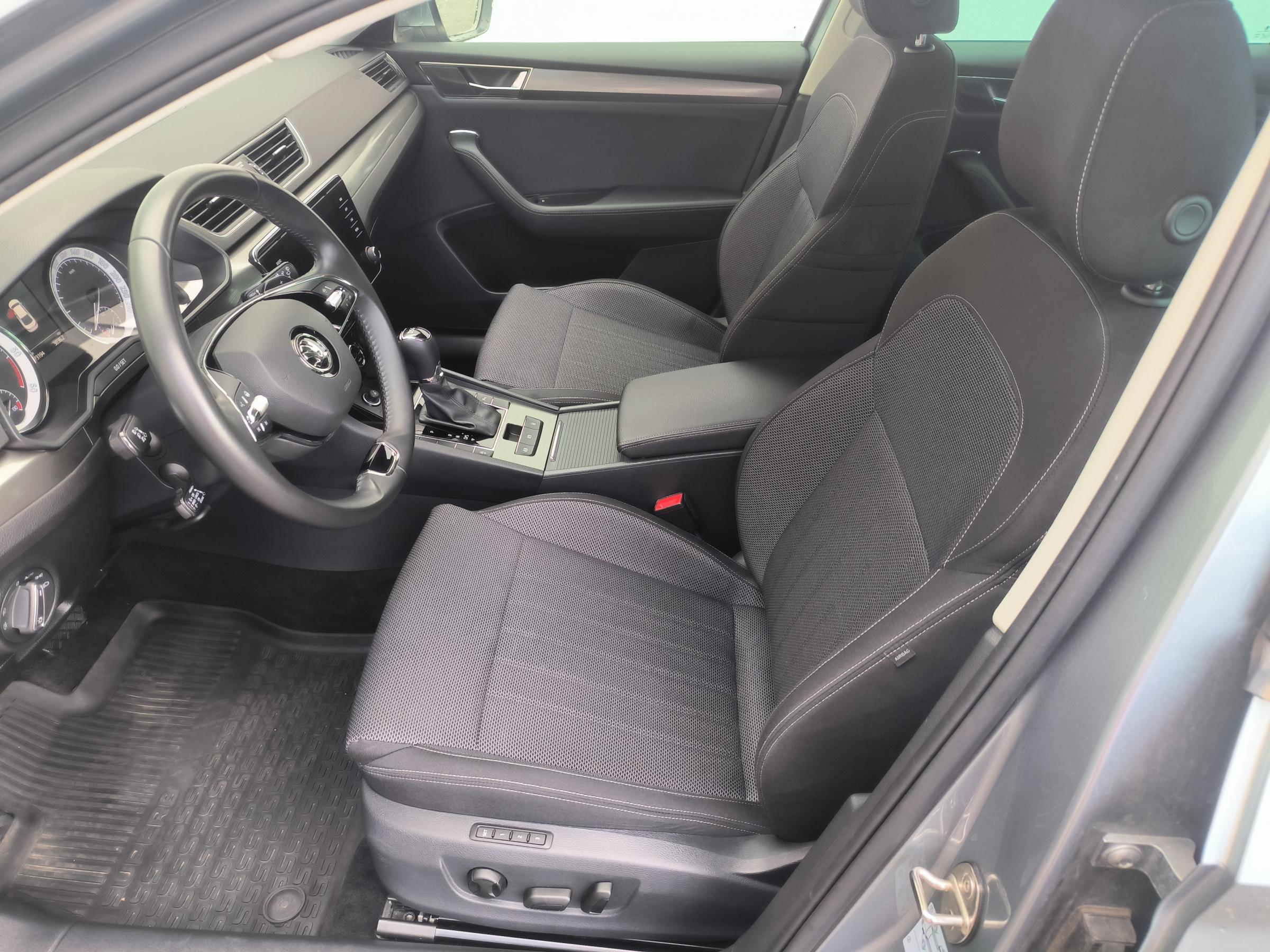 Škoda Superb III, 2021 - pohled č. 9