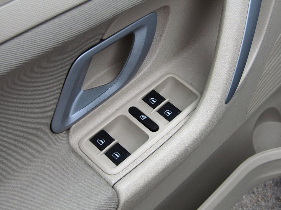 Škoda Roomster 1.4i 