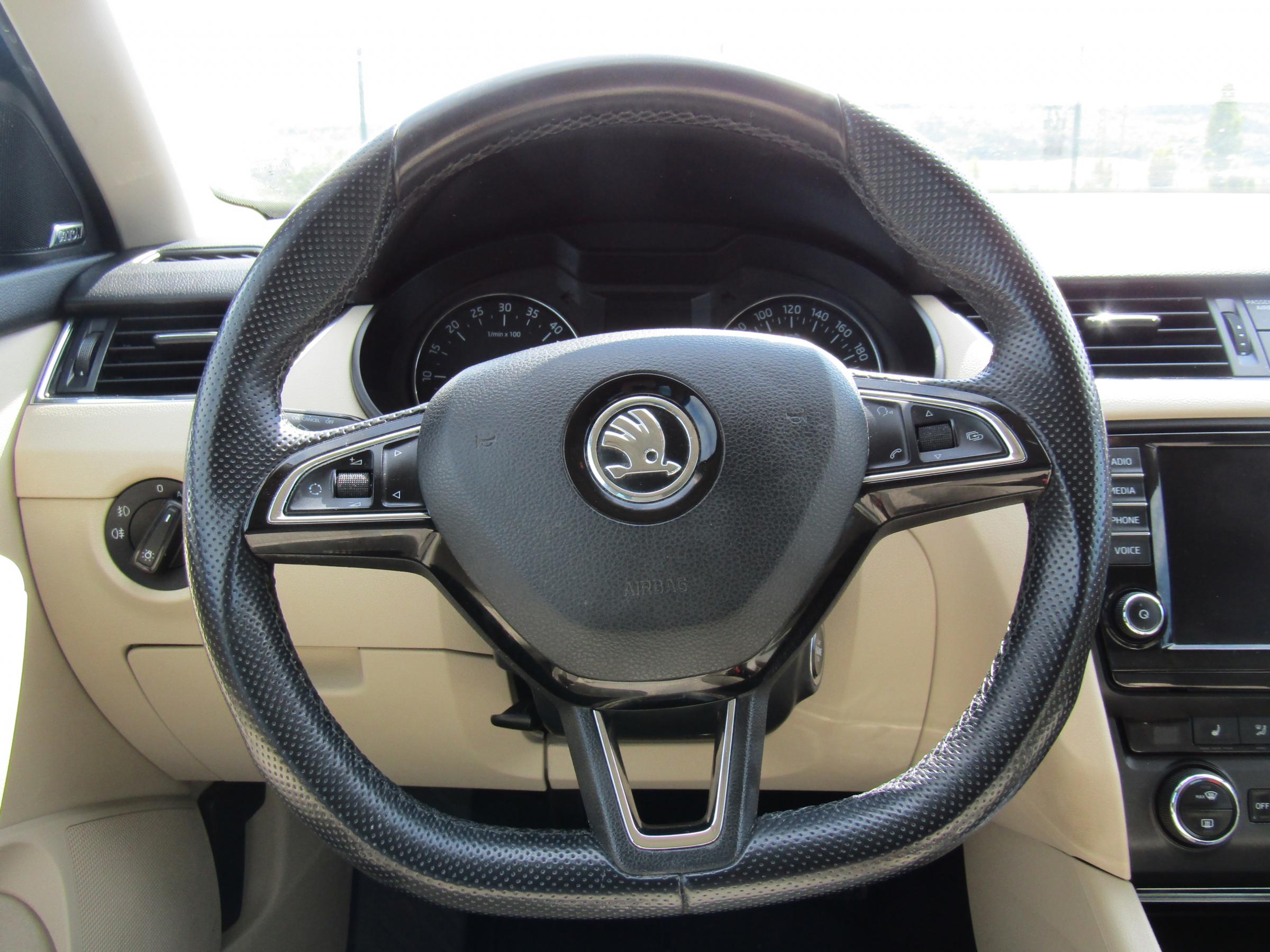 Škoda Octavia III, 2014 - pohled č. 12