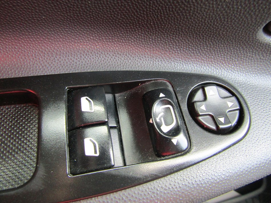 Fiat Scudo 2.0JTD  L2 6míst