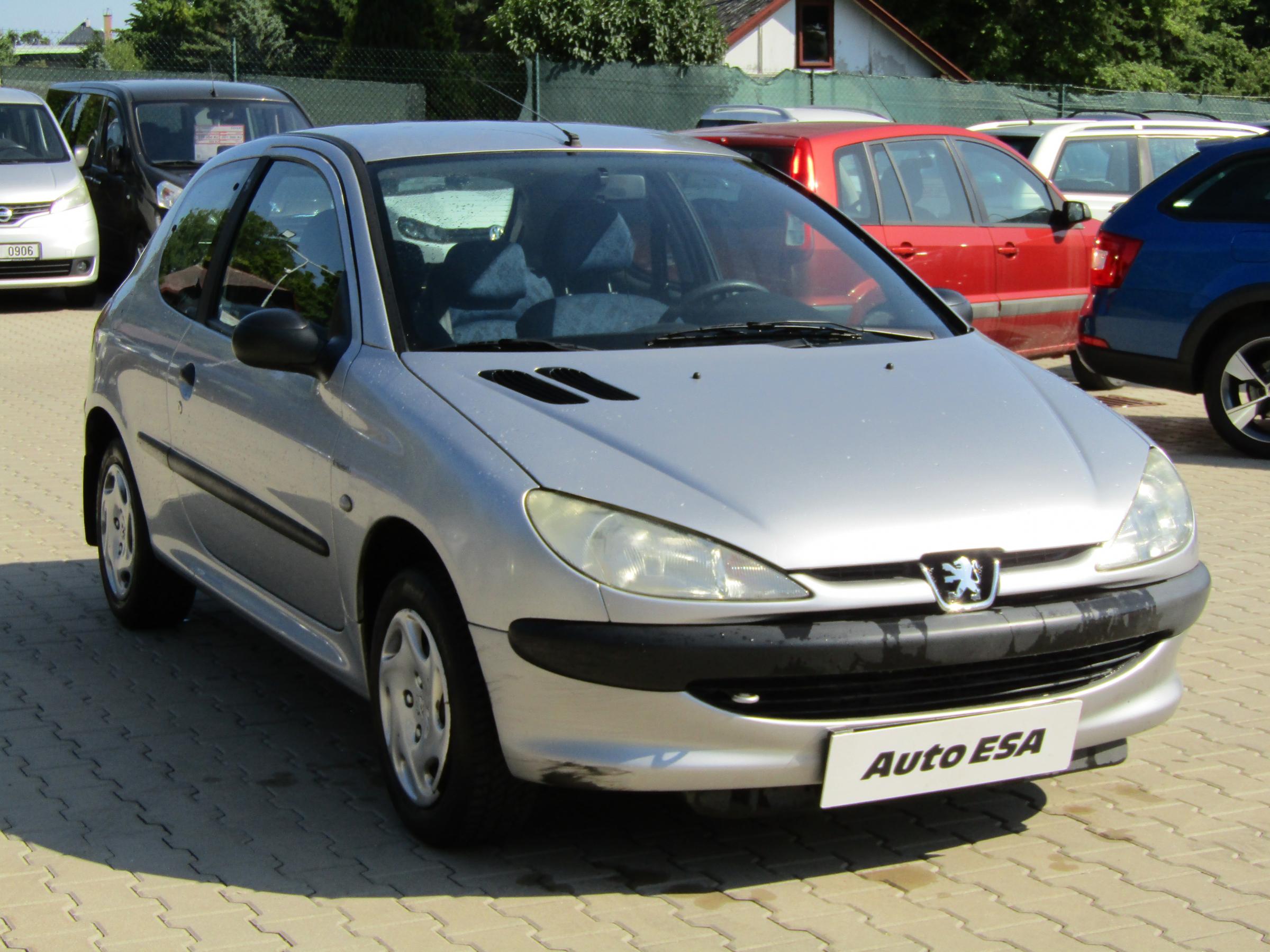 Peugeot 206, 2001 - celkový pohled