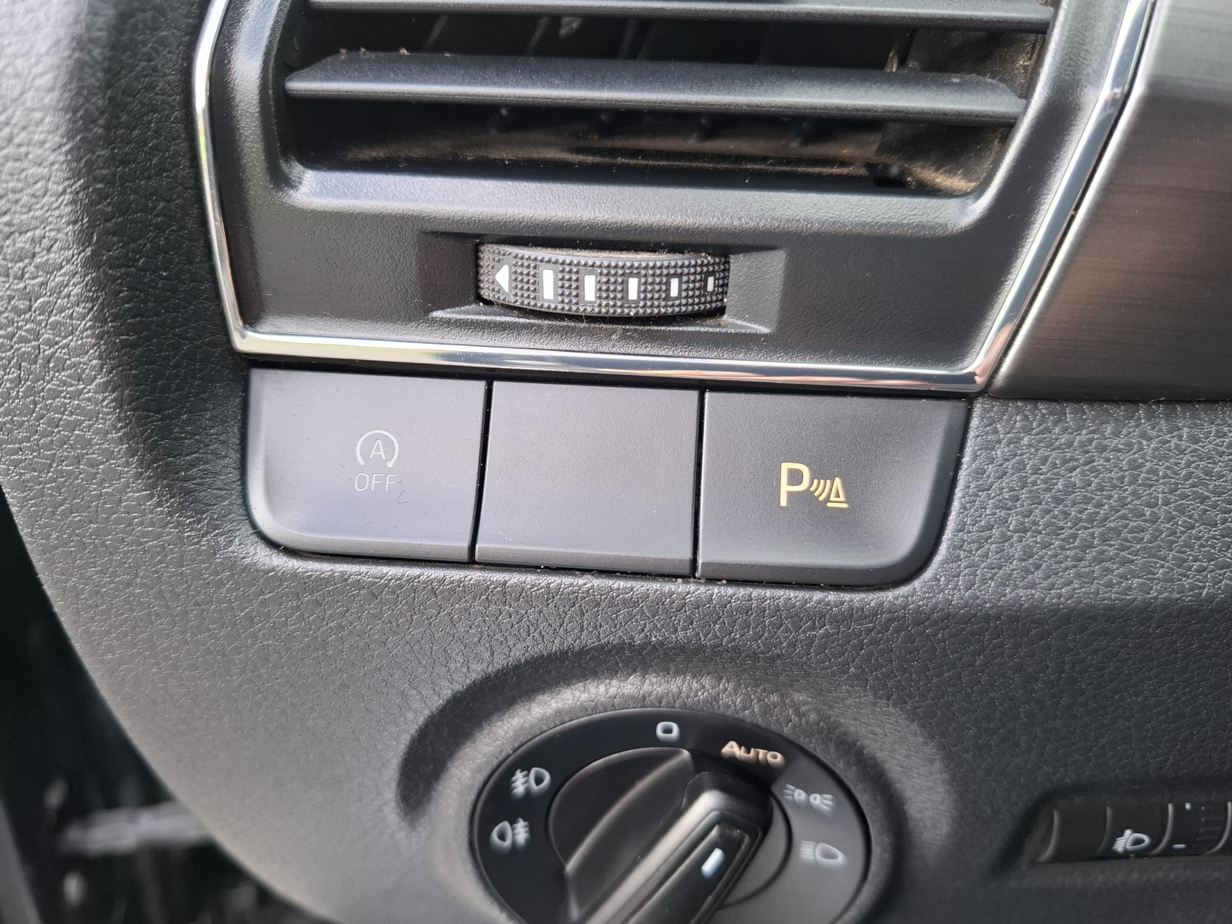 Škoda Fabia III, 2018 - pohled č. 17