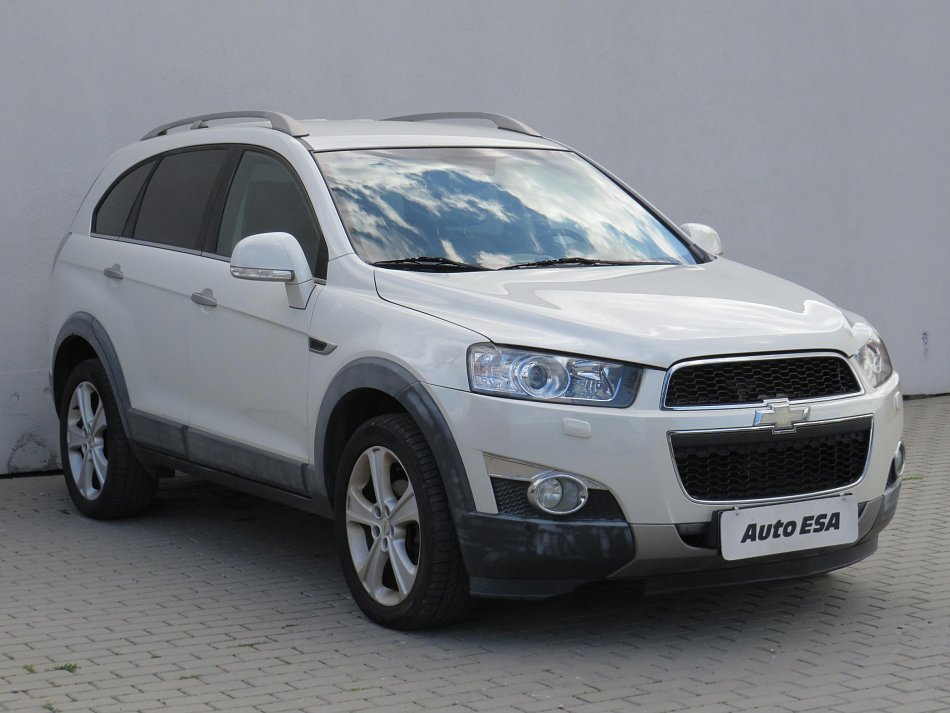 Chevrolet Captiva 2.2 VCDi  4x4, 7míst