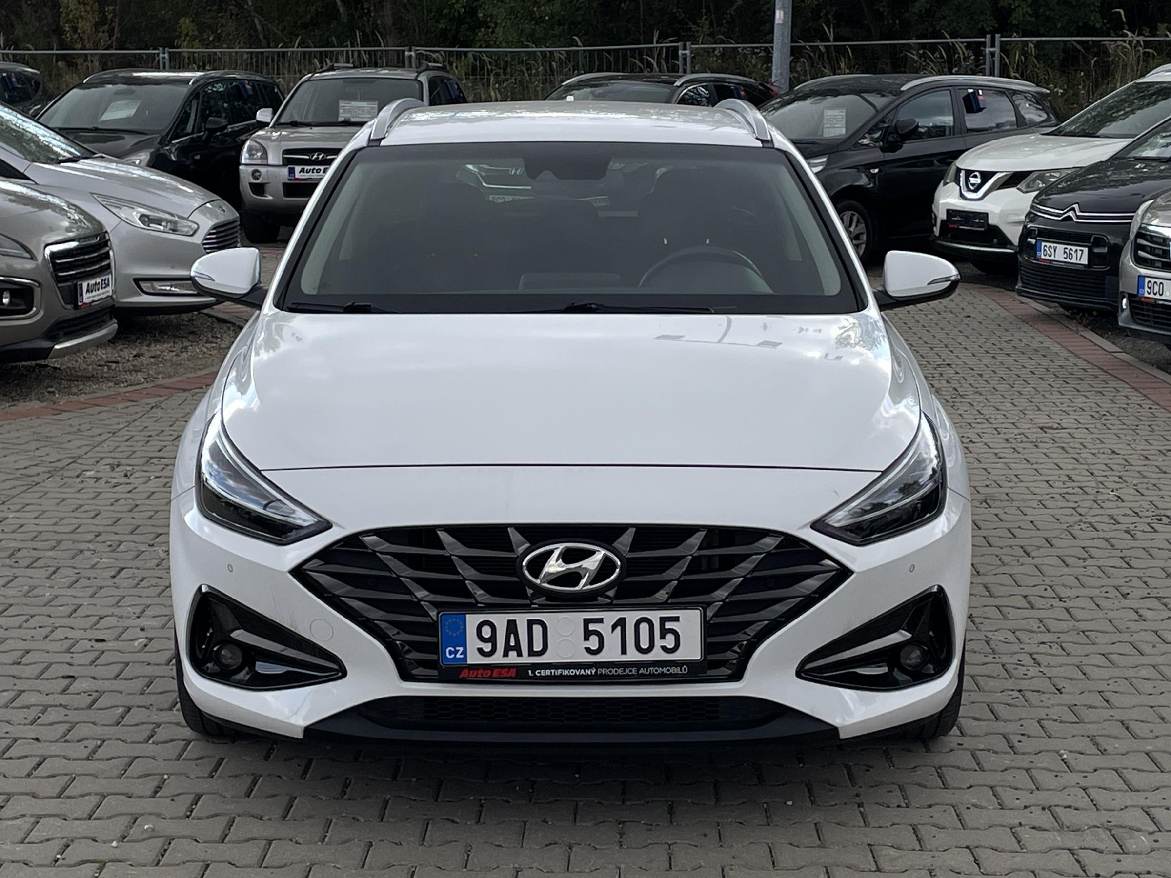 Hyundai i30, 2022 - pohled č. 2