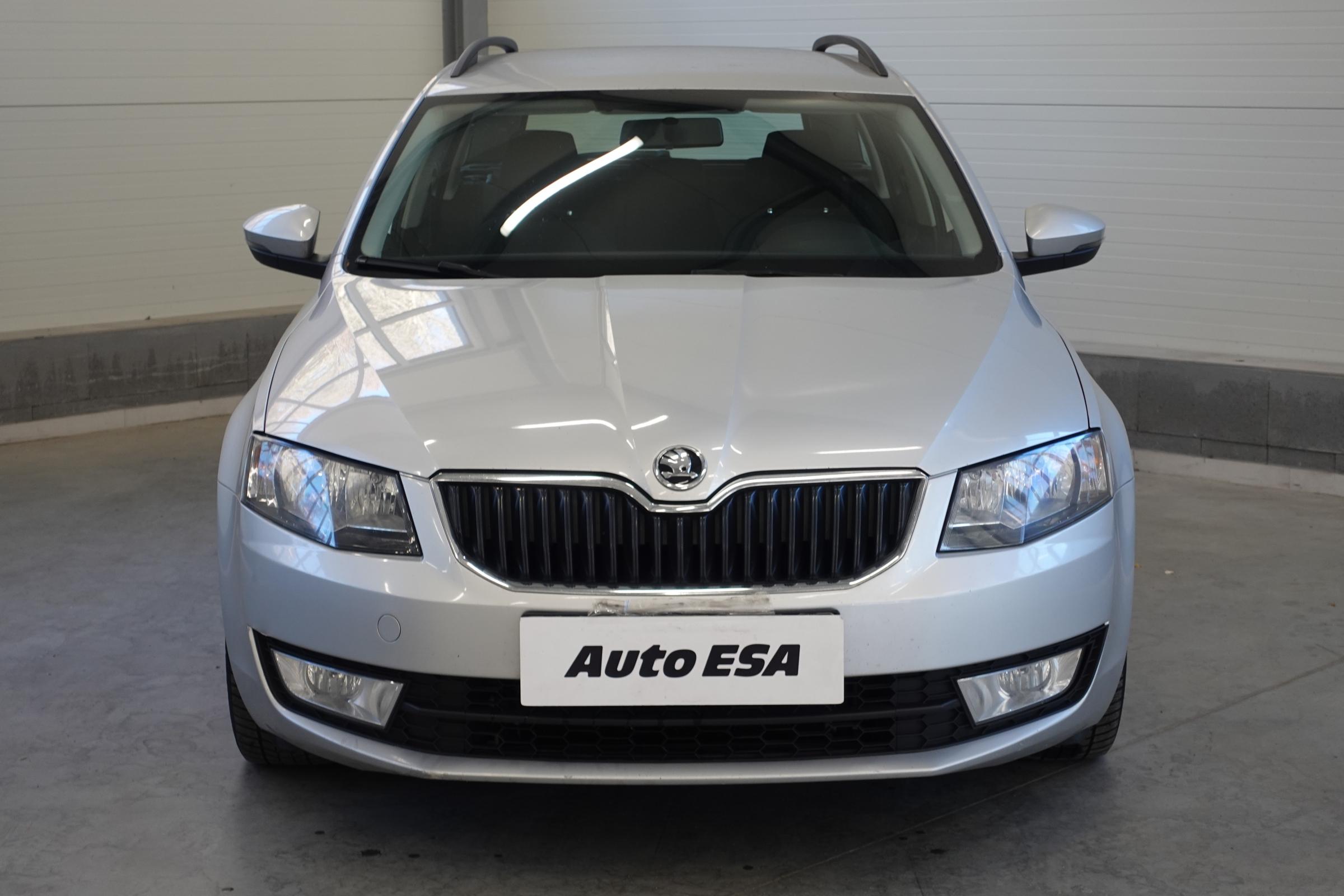 Škoda Octavia III, 2017 - pohled č. 2