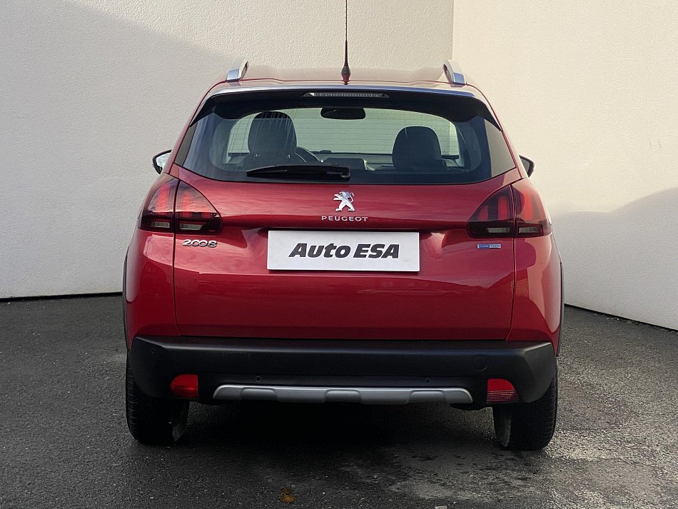 Peugeot 2008 1.2PT Allure