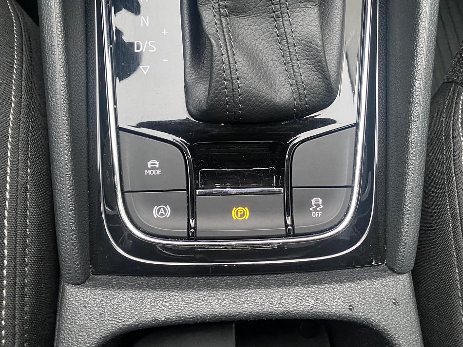 Škoda Karoq 1.5 TSi Style