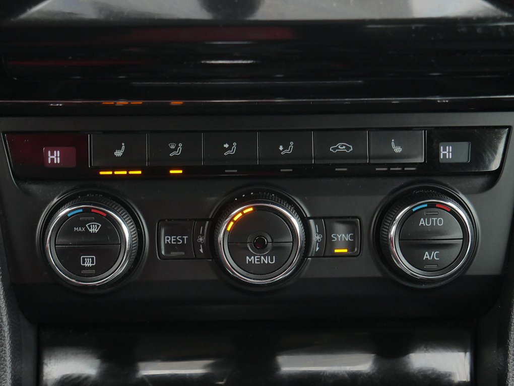 Škoda Superb III 2.0 TDi Ambition