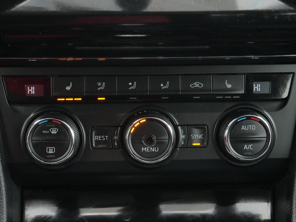 Škoda Superb III 2.0 TDi Ambition