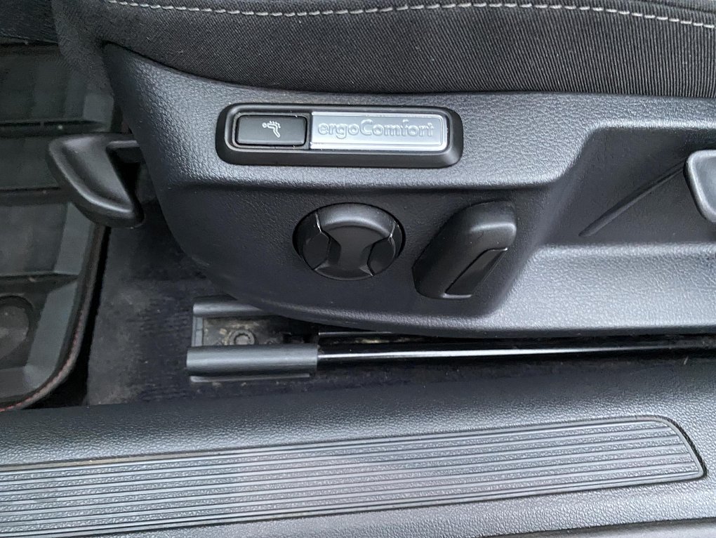 Volkswagen Passat 2.0 TDi 