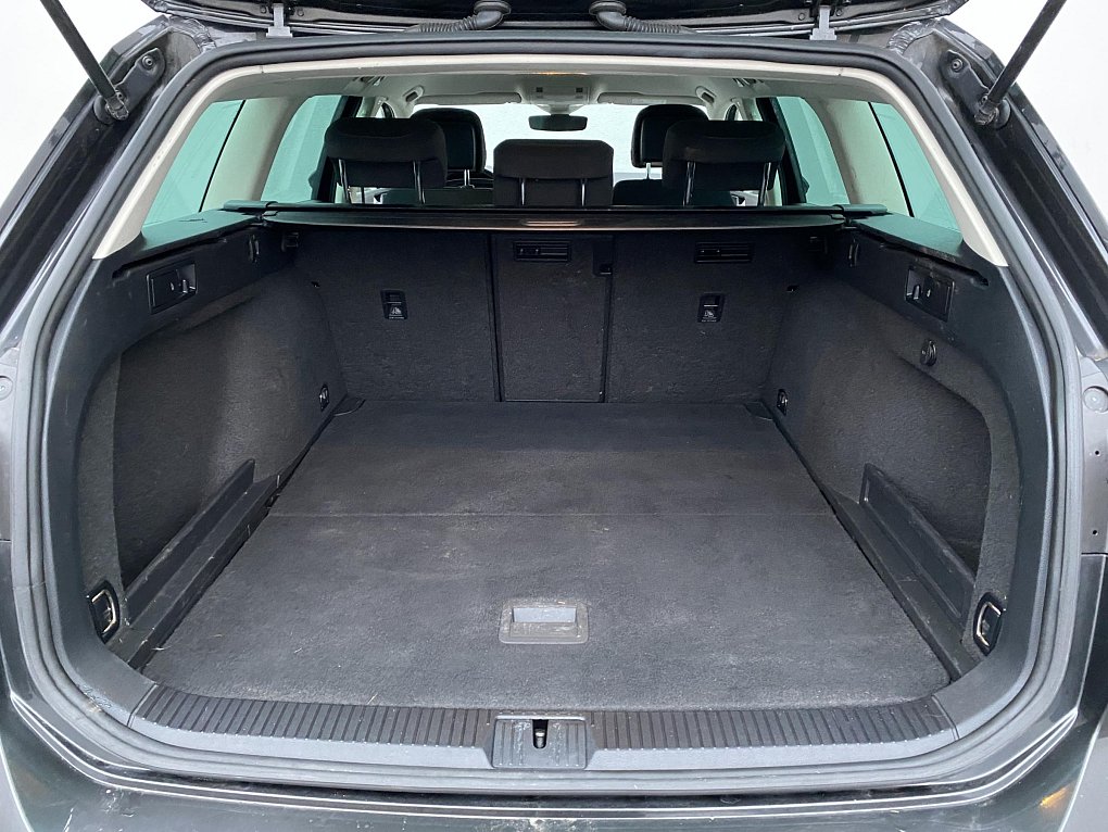 Volkswagen Passat 2.0 TDi 