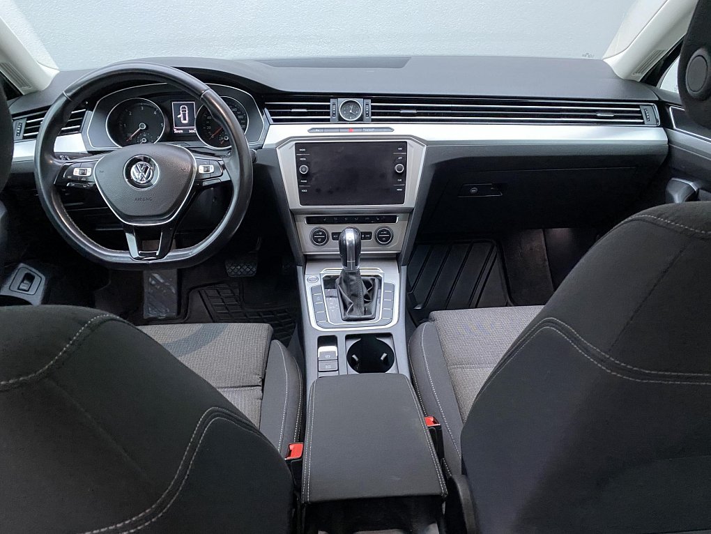 Volkswagen Passat 2.0 TDi 